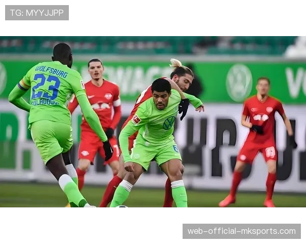 德甲中游球队攻防转换节奏提速 整体比赛强度明显提升