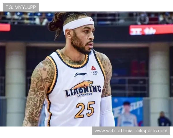 莫兰德21分13板内线支柱 辽宁防守篮板保护提升 莫兰德21分13板内线支柱 辽宁防守篮板保护提升